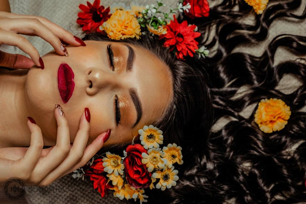 modelo, brillo, colores, dama, mujerseñorita, maquillaje, flores, artefotografia, medio, brillos, mitad, ojos, restro, cara, uñas, cabello, adornos, piel, diseño, flores, flores, flores, flores, flores, cara, cara