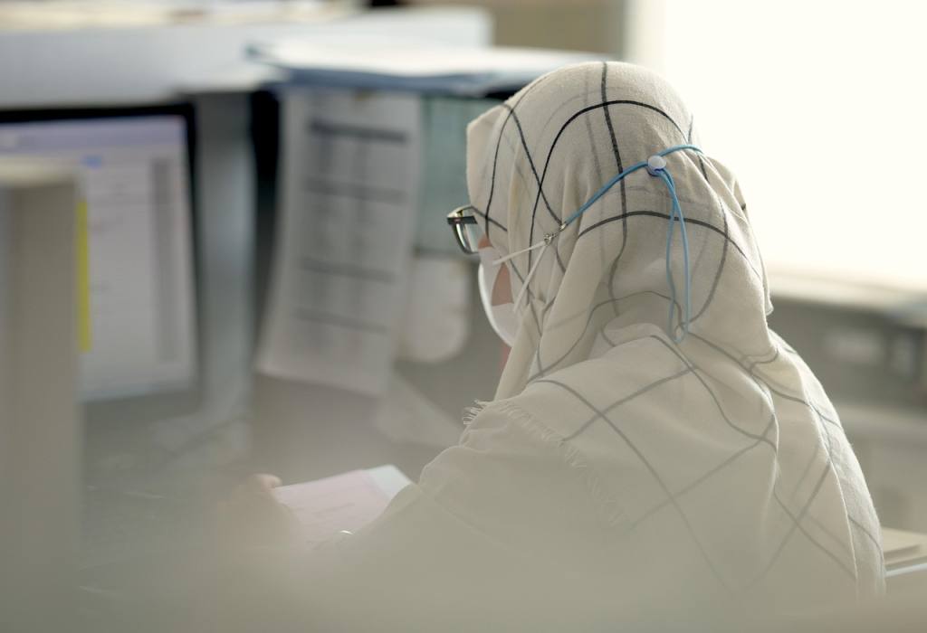 woman, administrator, computer, concentration, hijab, mask, muslim, hijab, hijab, hijab, hijab, hijab, muslim, muslim, muslim