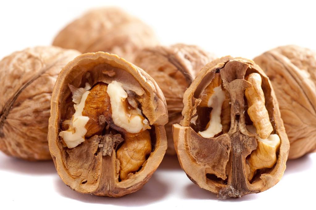 walnuts, nuts, brown, close up, cracked, dry, food, nutshell, open, organic, seed, snacks, protein, halves, walnuts, walnuts, walnuts, walnuts, walnuts, nuts, nuts, nuts, nuts