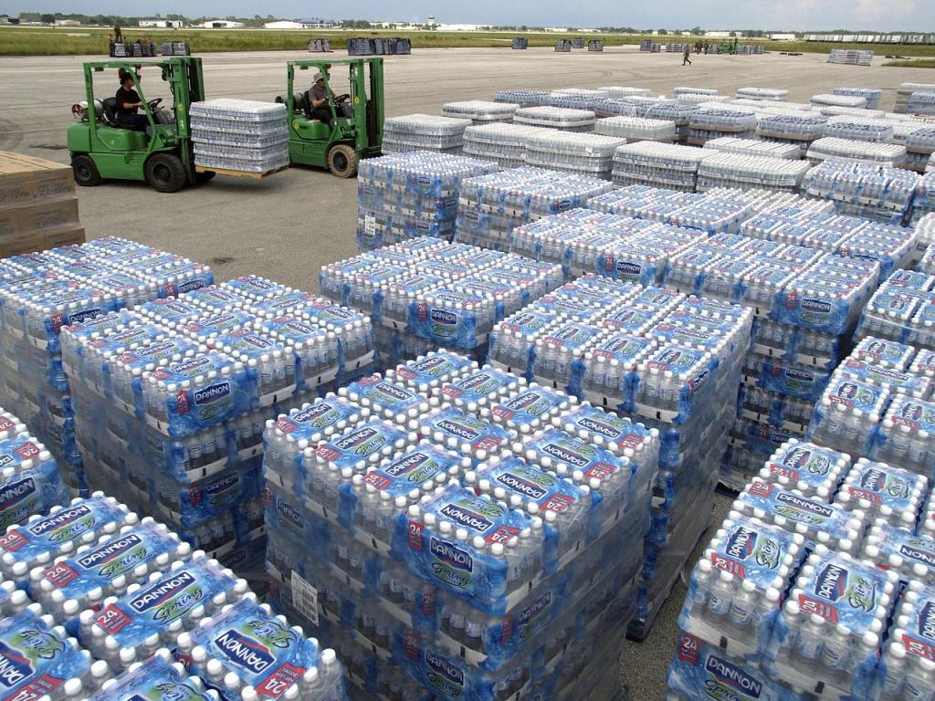 pierson, florida, water, forklifts, cases, pallets, hurricane relief, nature, bottled, outside, blue bottle